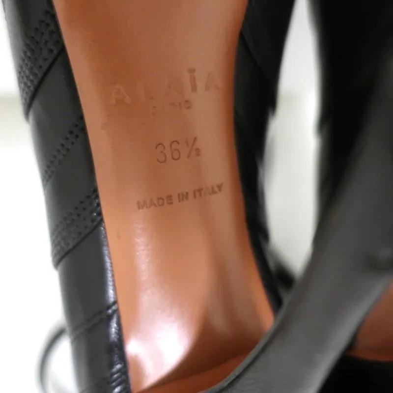 Bottines Alaia à lacets en cuir ajouré noir taille 36.5 avec bout ouvert
