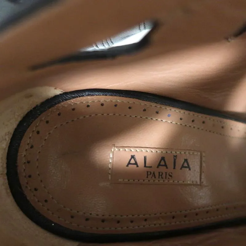 Bottines Alaia à lacets en cuir ajouré noir taille 36.5 avec bout ouvert