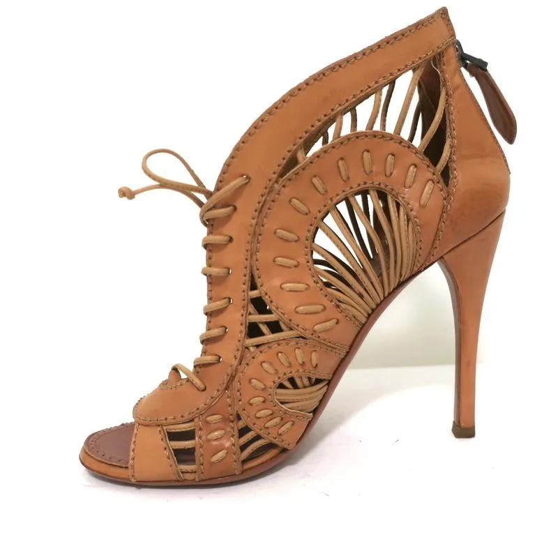 Bottines Alaia à lacets avec bout ouvert en cuir camel taille 37 à talon haut