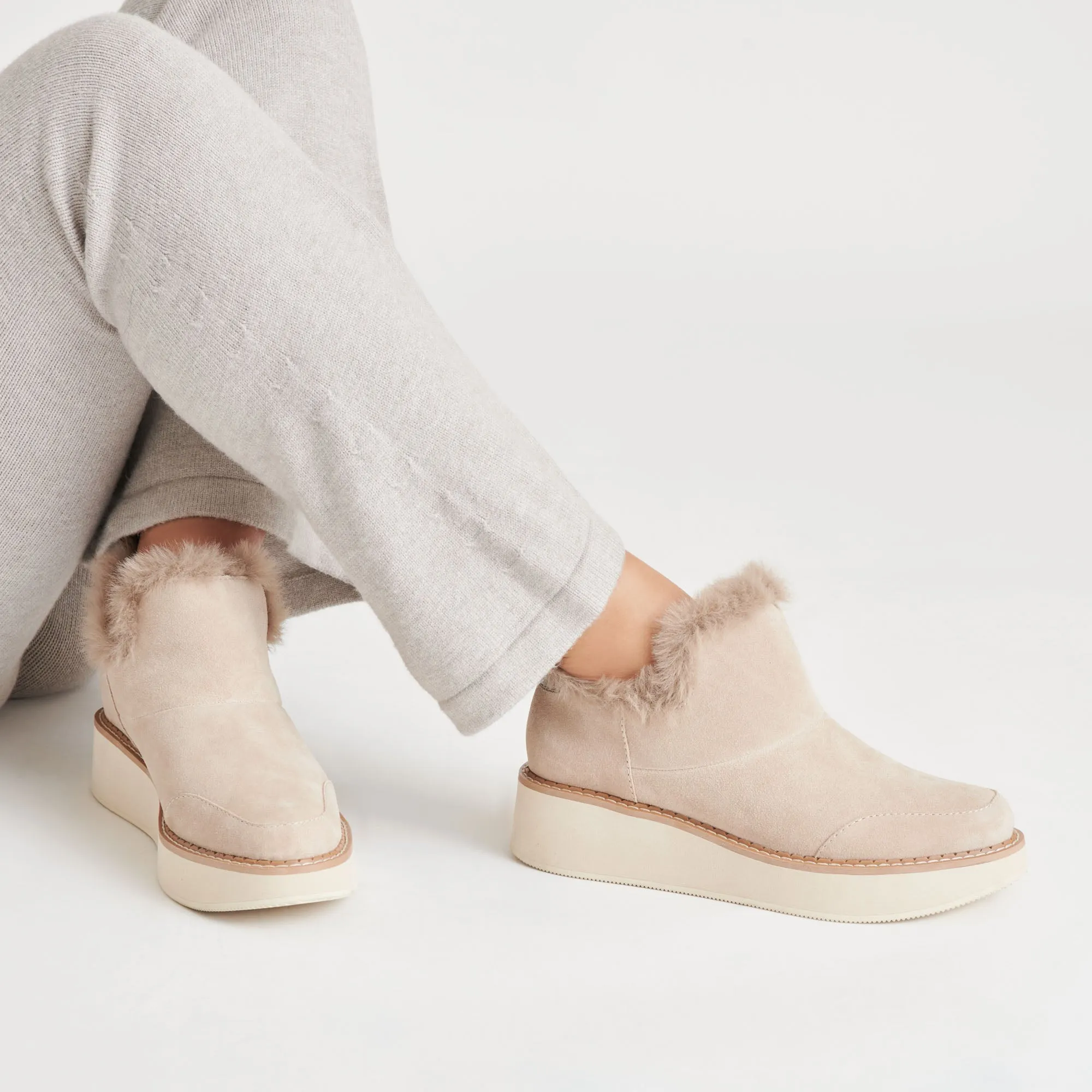 ARDY PLUSH H2O CHAUSSONS DAIM TAUPE