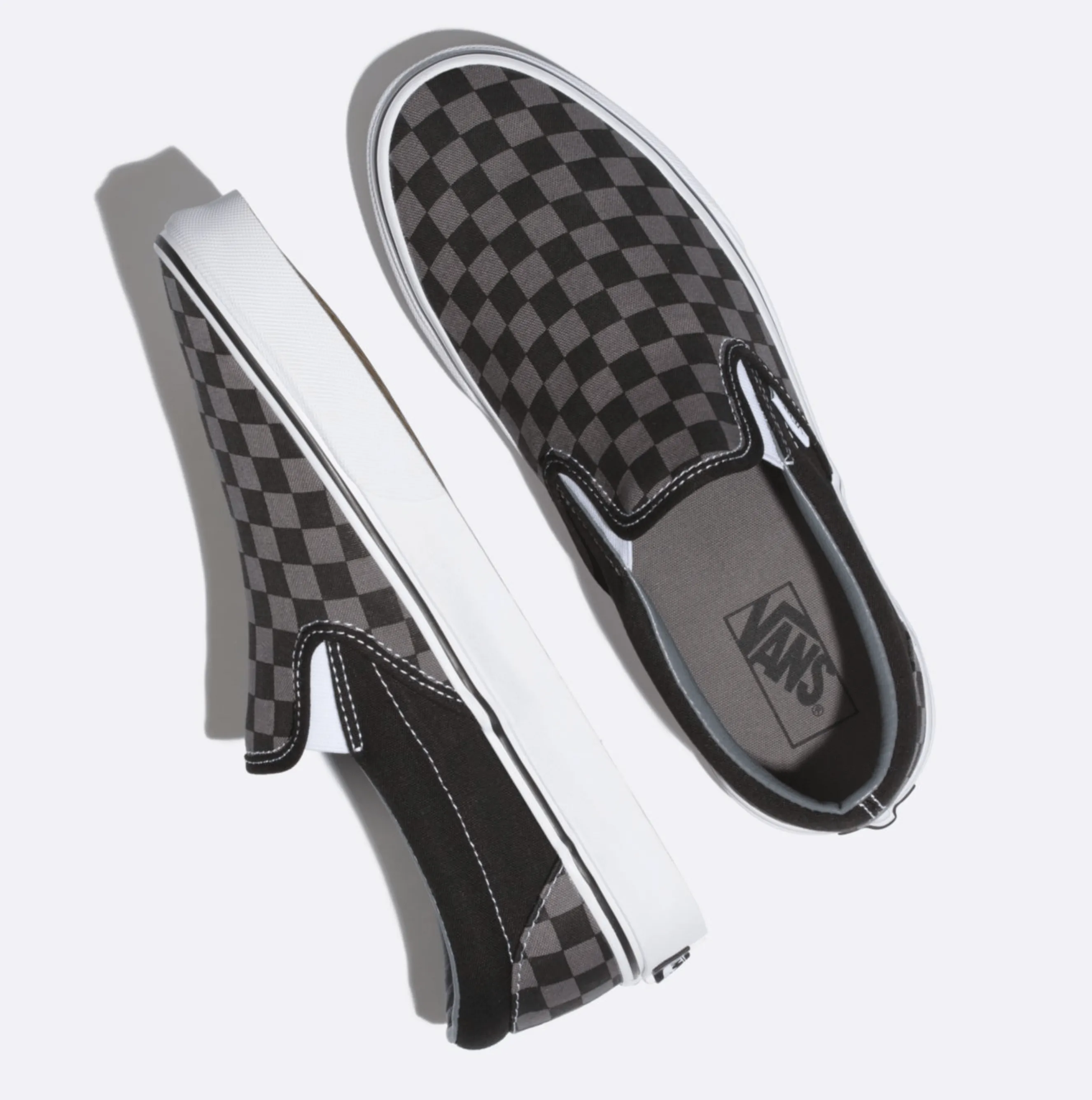 Chaussure à enfiler à motif damier