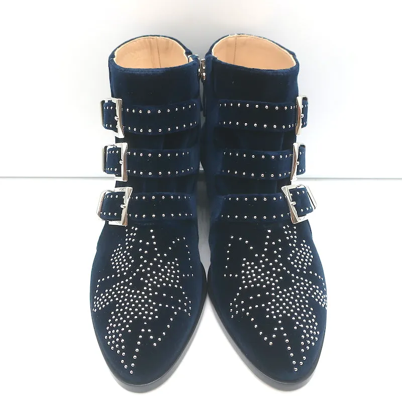 Bottes chelsea Chloe Susanna en velours clouté marine taille 35.5 avec boucle NEUVES
