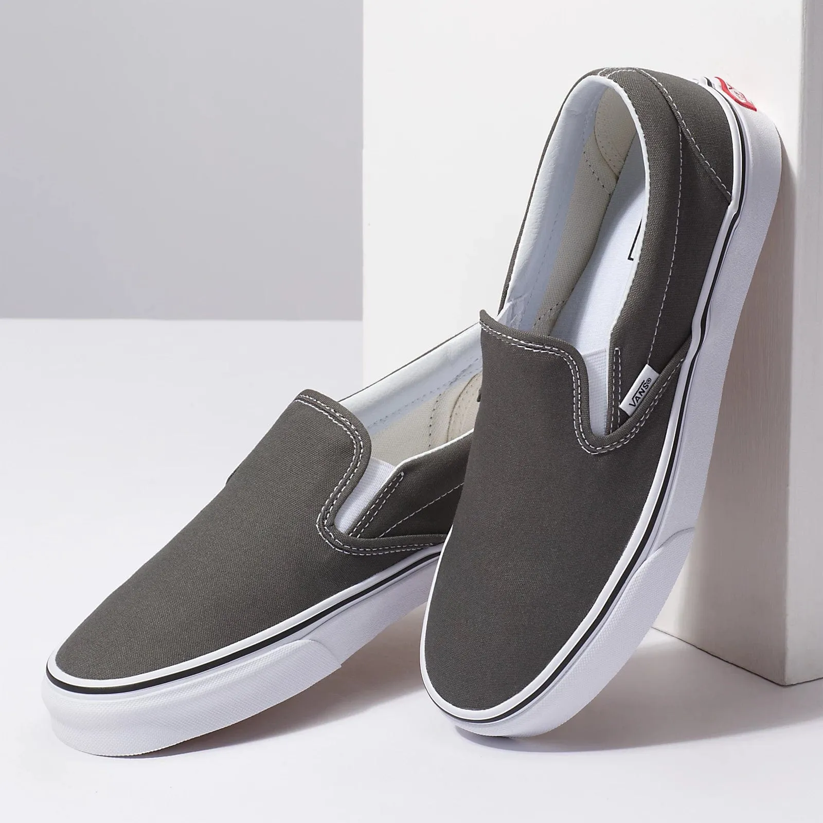 Classique Slip On Core