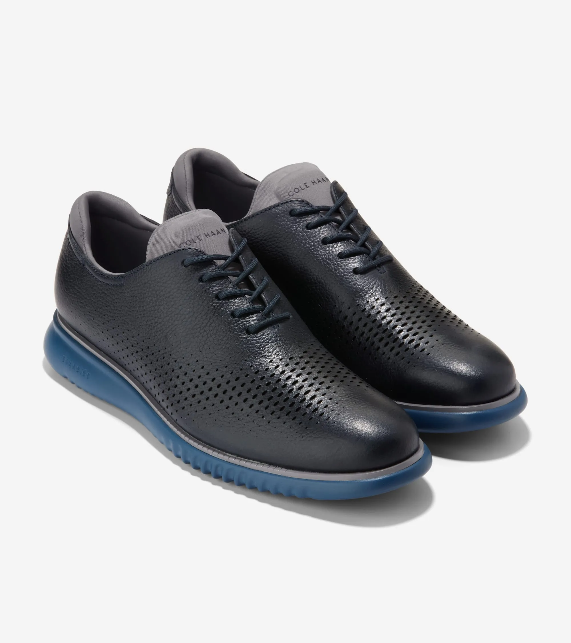 Cole Haan Chaussures Homme 2.ZEROGRAND Oxford à Bout Effilé Doublé avec Motif Aile Laser