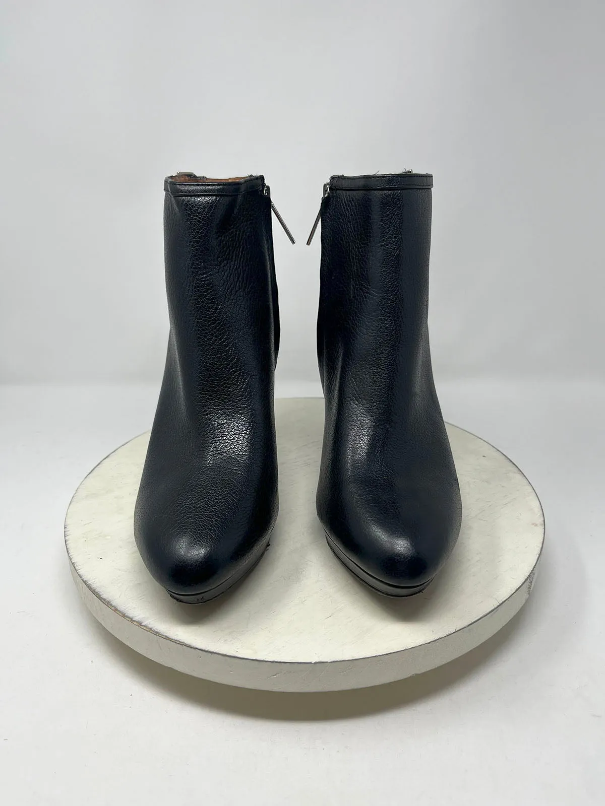 Bottines Donald J Pliner Taille 9.5 en Cuir Noir Granuleux