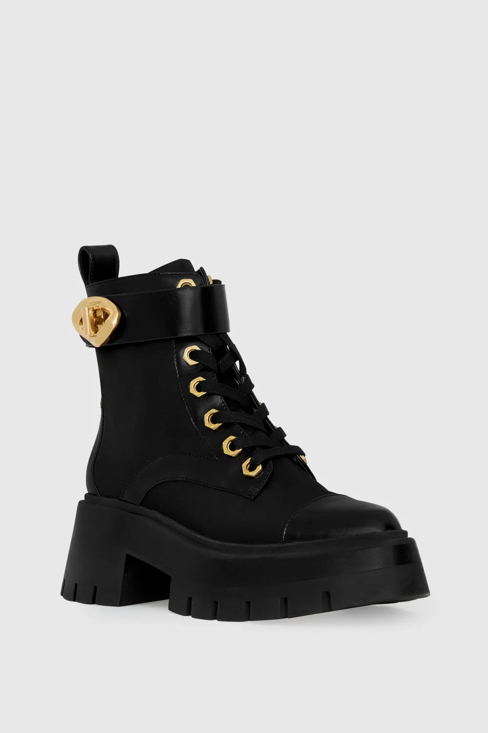 Botte de combat G
