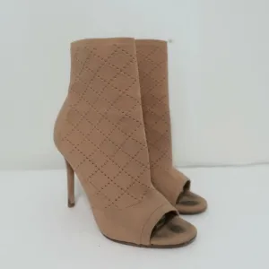 Bottines Gianvito Rossi en maille extensible beige taille 38 à bout ouvert et talon haut