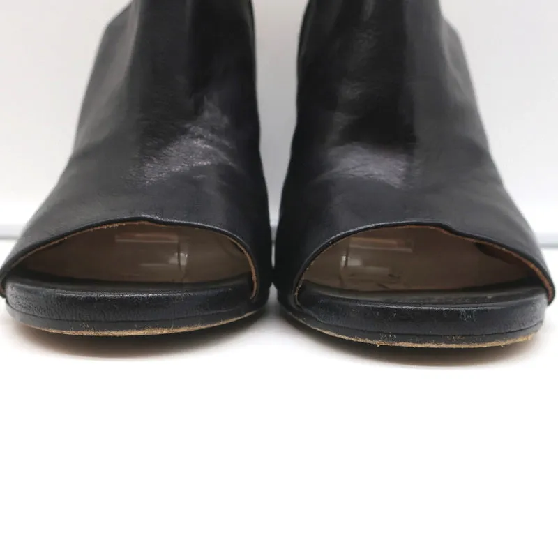 Bottines à bouts ouverts Maison Margiela en cuir noir taille 37.5 talon rond à lanière
