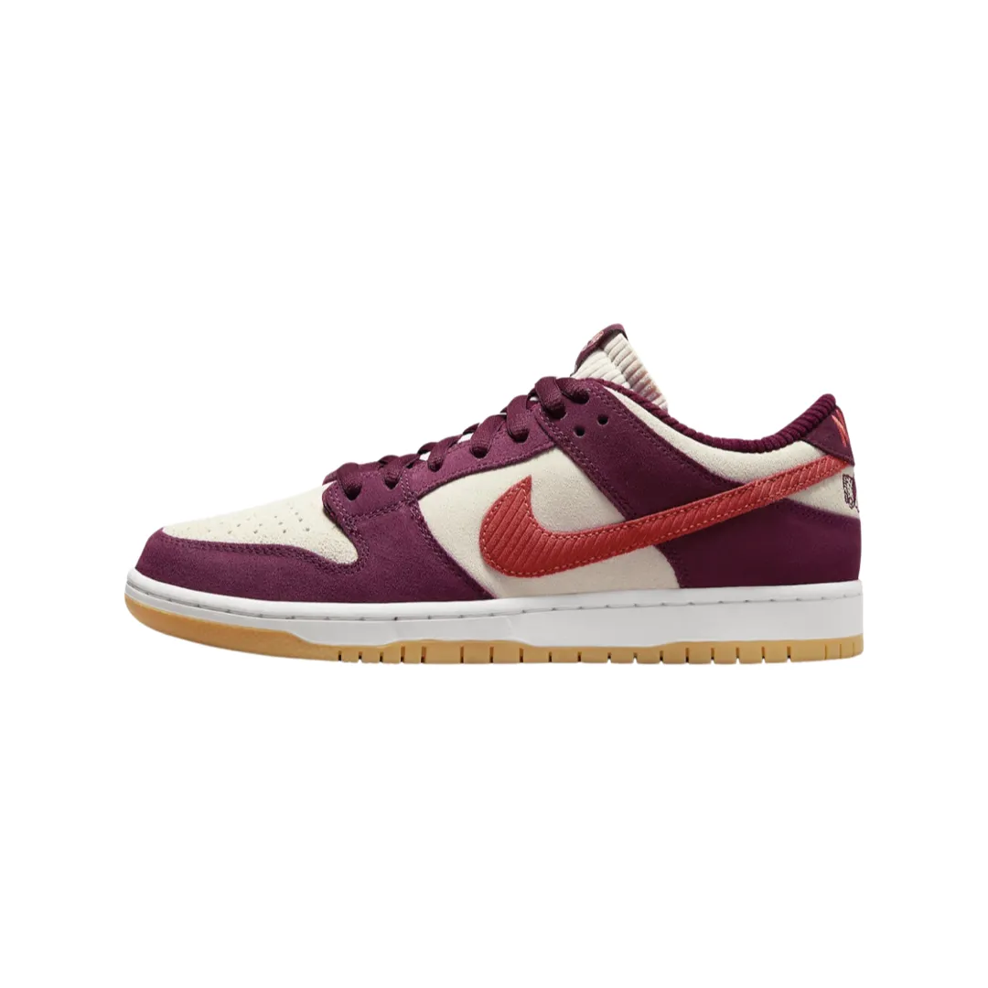Nike SB Dunk Low QS Skate Comme une Fille Betterave Rouge Foncé Rouge Carmin Clair Nike Dunk