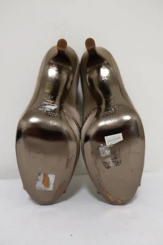 Bottines Pedro Garcia en satin beige avec incrustations de cristal, taille 38, bout ouvert, chevillère