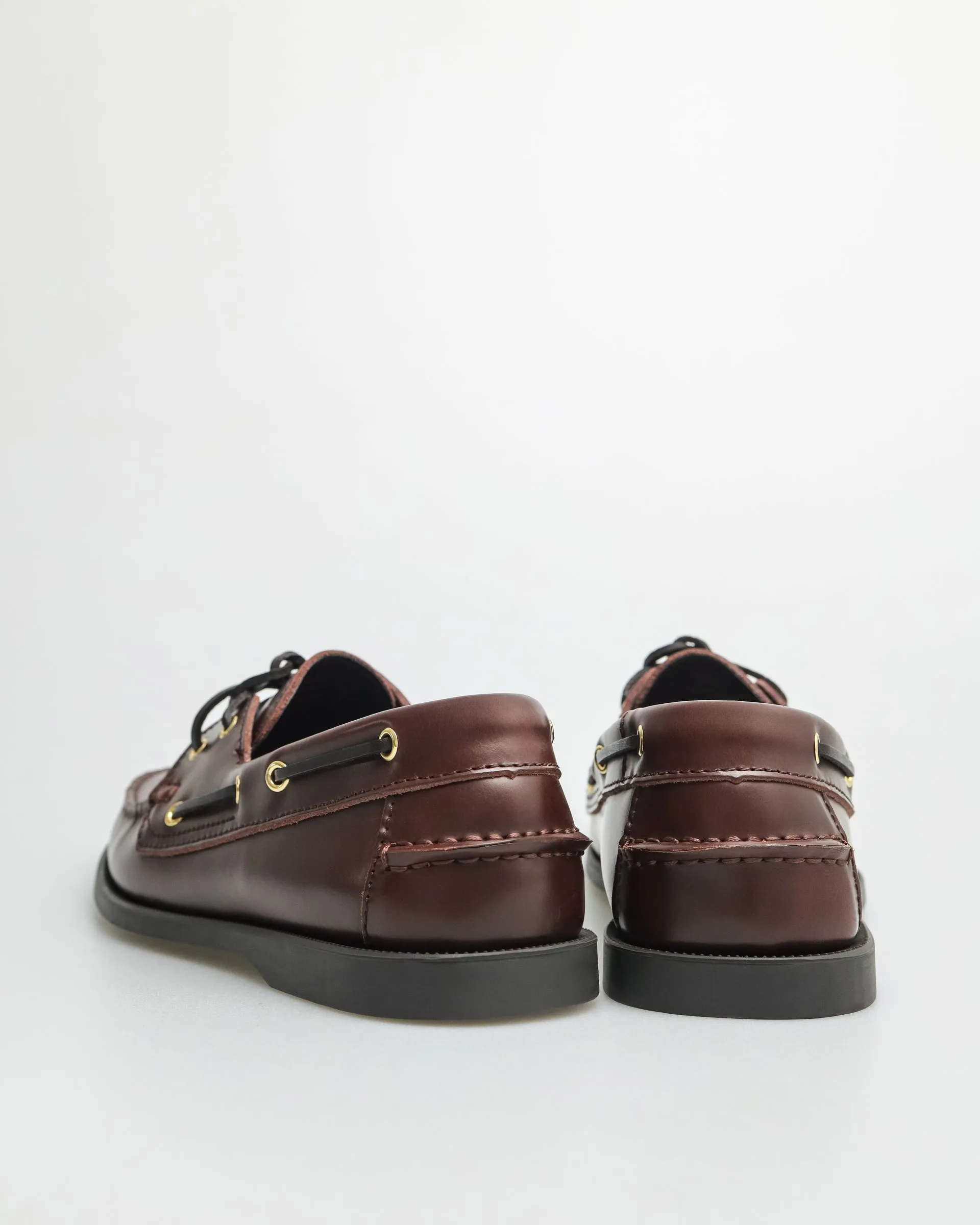 Chaussures bateau en cuir pour hommes Tomaz C999A